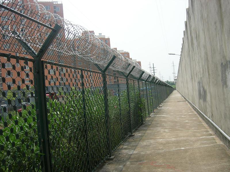 监狱护栏网