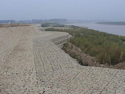 护岸雷诺护垫